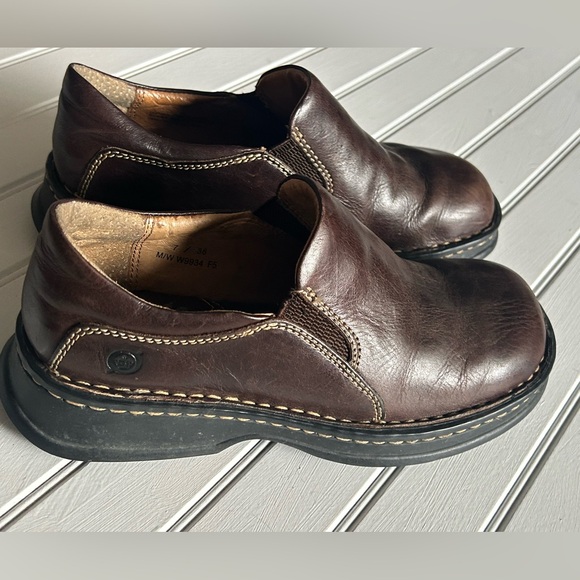 BÖRN womens size 7 leather slip on shoes - Picture 4 of 8
